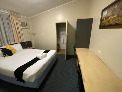 Taree Motor Inn - Petrol Stations 3