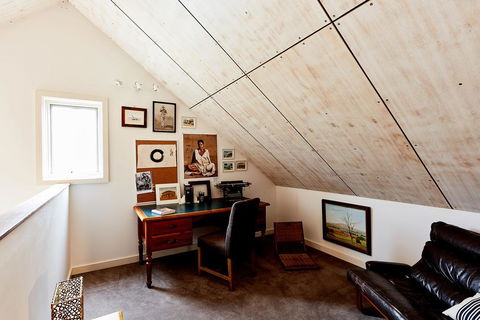 Tarndwarncoort - Farmer's Cottage - Internet Find 1