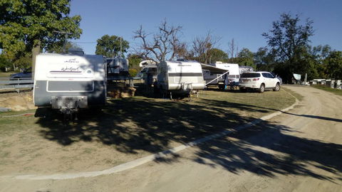 Taroom Caravan & Tourist Park - Internet Find 2