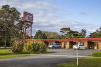 Business in Yarram VIC Renee Renee