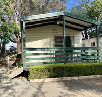 Tatura Cabin  Caravan Park - Swimm