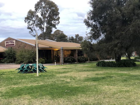 Tatura Country Motel - Renee 0