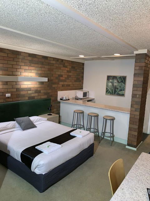 Tatura Country Motel - Renee 3