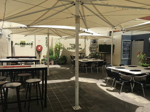 Taylors Hotel - Swimm 1