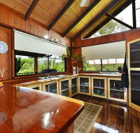 Tea Tree Cottage - Internet Find