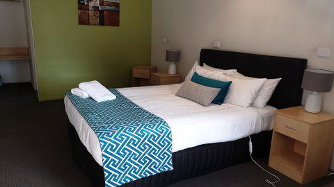 Tenterfield Tavern And Motor Inn - Internet Find 2