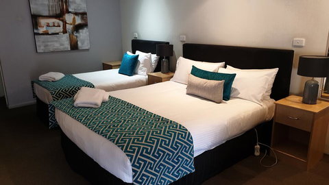 Tenterfield Tavern And Motor Inn - Renee 3