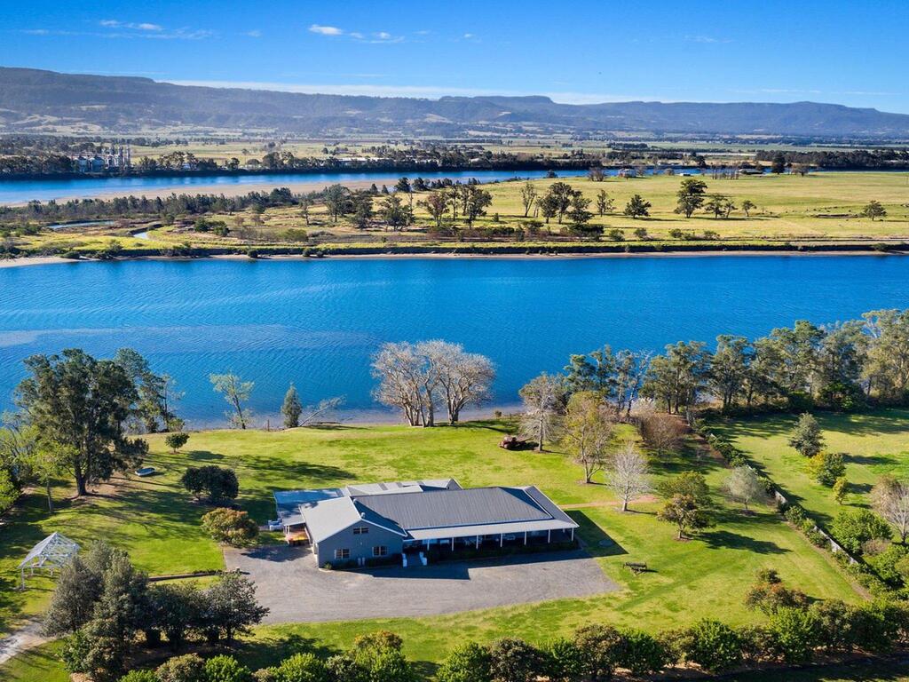 Brundee NSW Renee