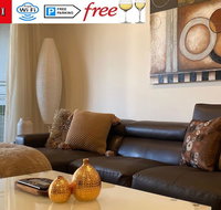 TERRACE LUX FULLY AIR 2 CAR FREE NETFLIX WIFI WINE - Swimm