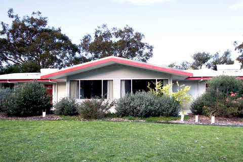 The Abbey Raymond Island - Renee 2