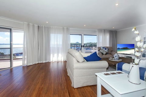 The Anchorage, Unit 12/9 Laman Street - Swimm 2