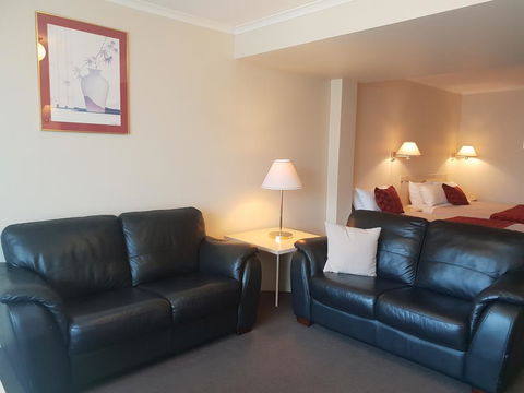 The Argyle - Swimm 3