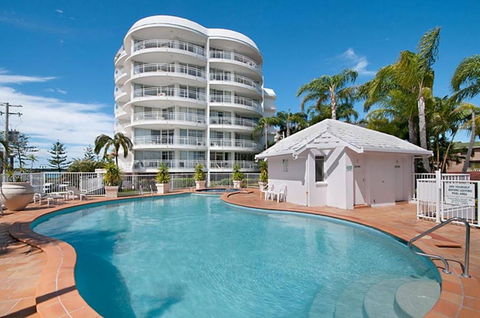 The Atrium Resort - Swimm 1