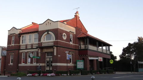 The Bank B&B West Wyalong - Renee 0