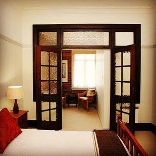 The Bank Guesthouse - Internet Find 3