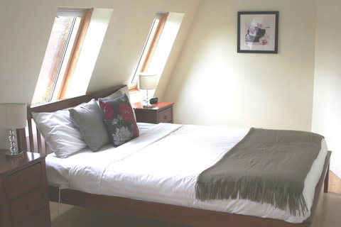 The Barn @ Charlottes Hill - Renee 1