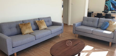 The Bay Apartment - Renee 1