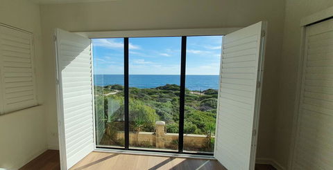 The Beach House - Port Bouvard - Renee 3