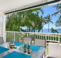 The Beach House 3BR Waterfront Apartment Own WIFI - Qld Realsetate