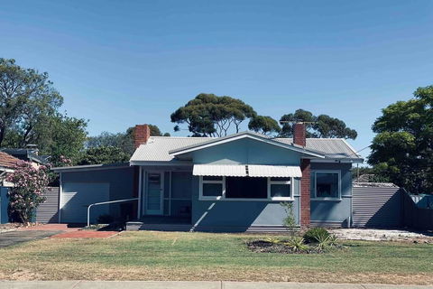 The Beach House Busselton - Renee 0
