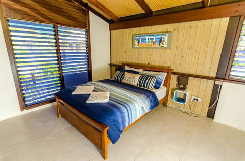 The Beach Shack - Koda Beach Bungalow 1 - Petrol Stations 0