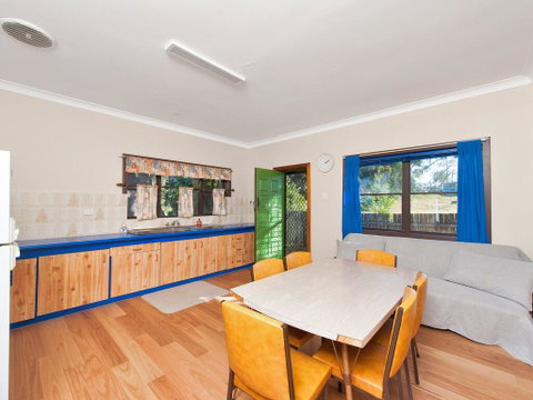 The Beach Shack At Nelson Bay - Internet Find 1