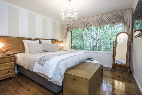 The Beeches - Olinda - Renee 1