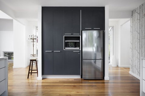 The Bird House - Internet Find 0