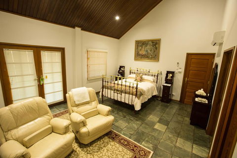 The Block Vista B&B - Swimm 1