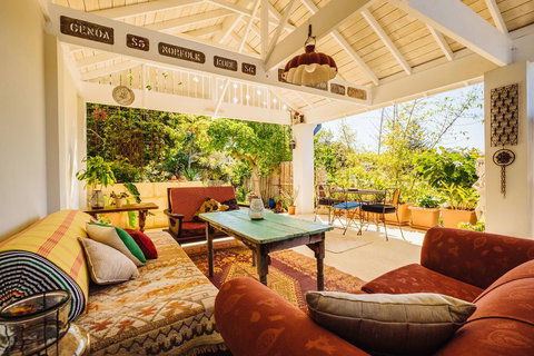 The Blue Beach House - Internet Find 0