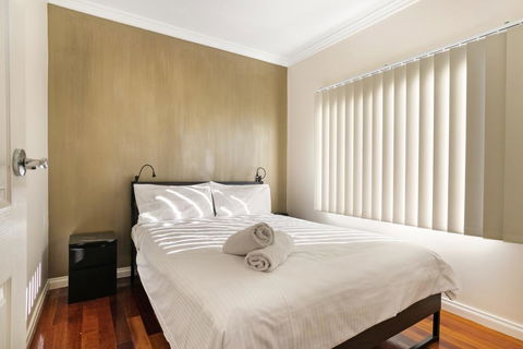 The Bud House - Renee 3