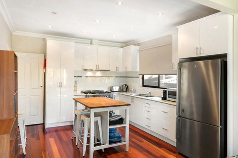 The Bud House - Renee 2