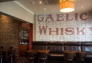 White Bull Hotel Armidale - Renee 0