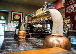 White Bull Hotel Armidale - Renee 1