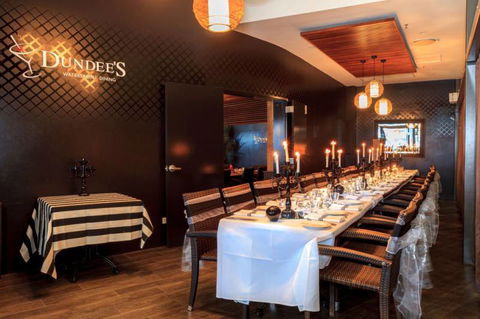 Dundee’s Restaurant On The Waterfront - Renee 1