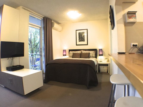 The Chee Bondi - Swimm 1