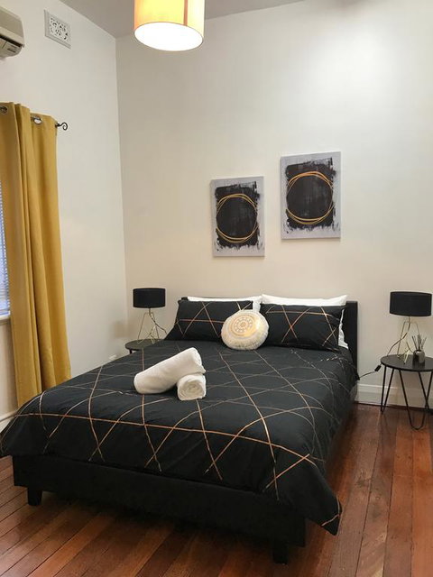 The Churchill - Renee 0