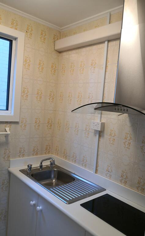 The Club Motel And Apartments - Swimm 3