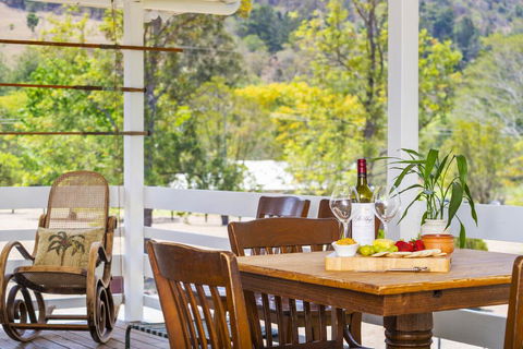 The Cottage On Lamington - Qld Realsetate 1