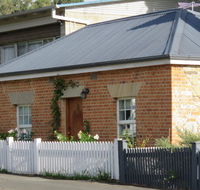 The Cottage South Hobart - Internet Find