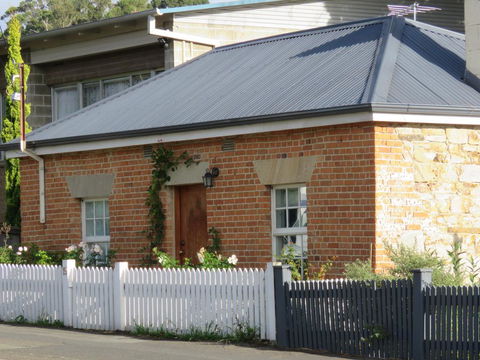 The Cottage South Hobart - Internet Find 0