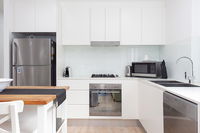 Business in Lane Cove North NSW Renee Renee