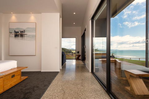 The Cove Tasmania - Renee 2