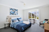 Business in Currarong NSW Renee Renee