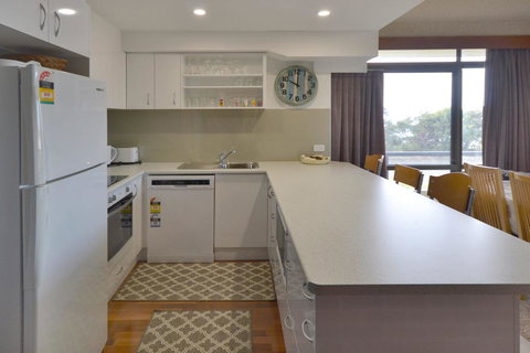 The Crest 6 33 Pacific Drive - Renee 2