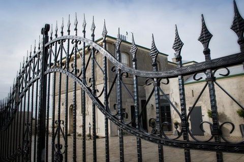 The Customs House B & B - Swimm 3