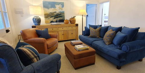 The Dewhurst - Sophisticated Entire CBD Apartment - Renee 0