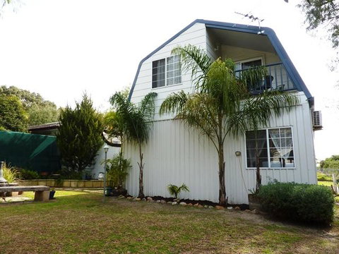 The Doo Drop Inn - Renee 2