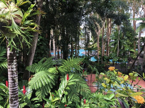 The Drift Holiday Apartments - Petrol Stations 1