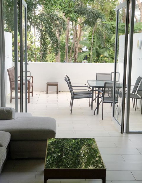 The Drift Holiday Apartments - Renee 3